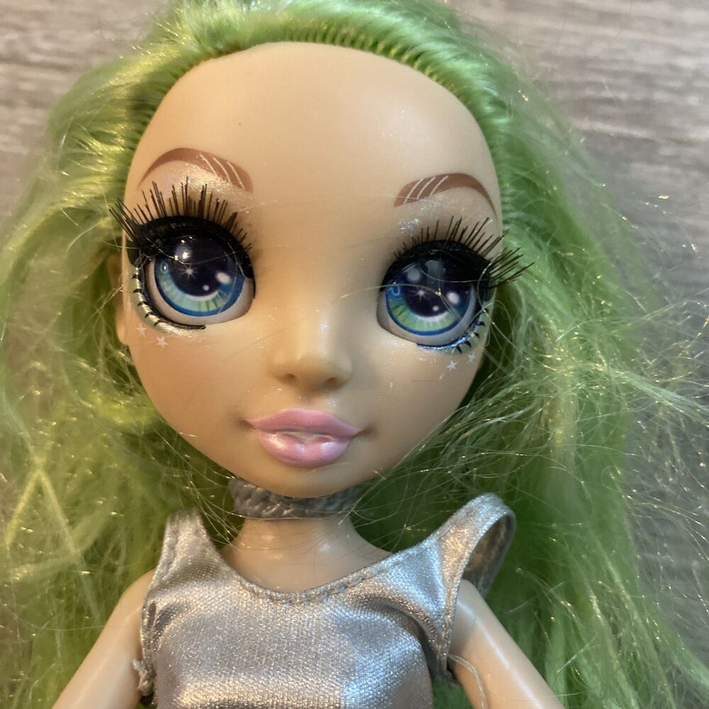 MGA Rainbow High Jade Hunter Series 1 Green Hair Doll - Picture 4 of 12